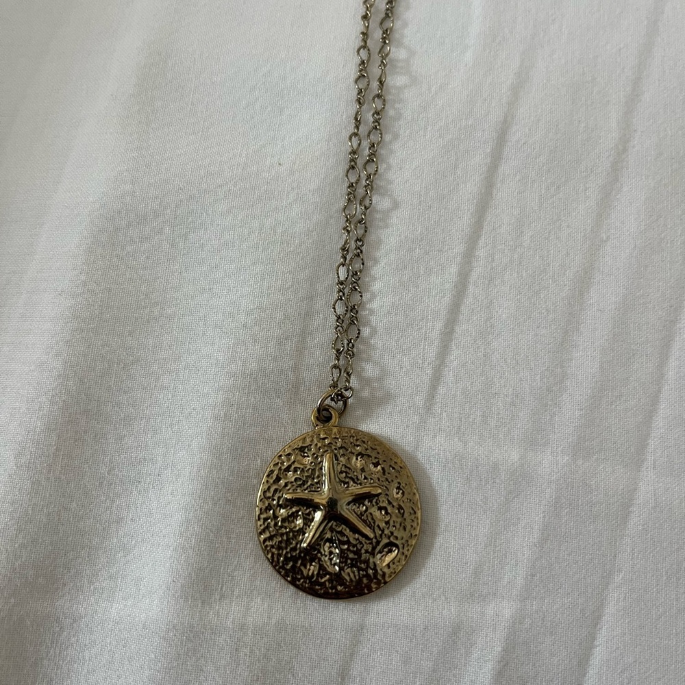 J Crew Gold Starfish Pendant Necklace